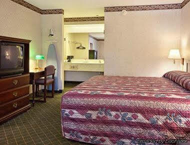Motel Super 8 By Wyndham Kings Dominion Area Ruther Glen
